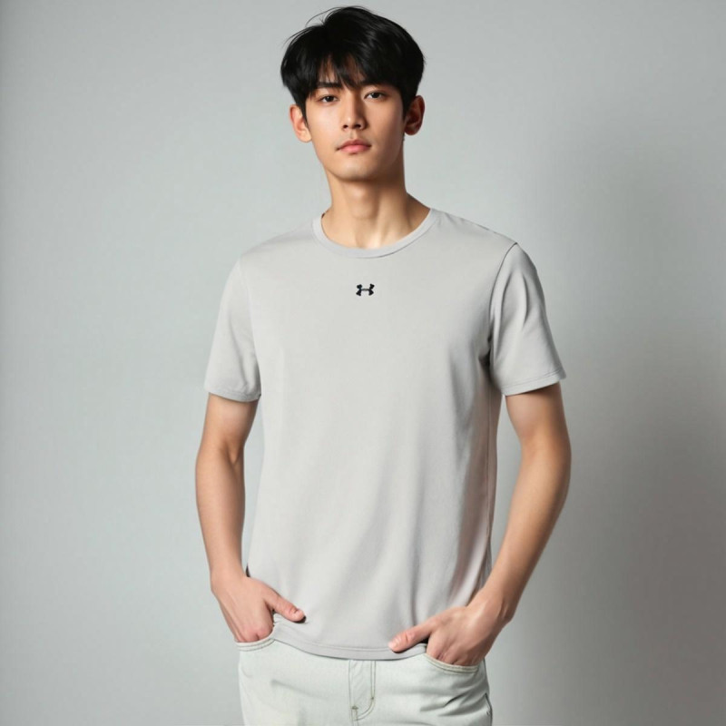 Under Armour T
