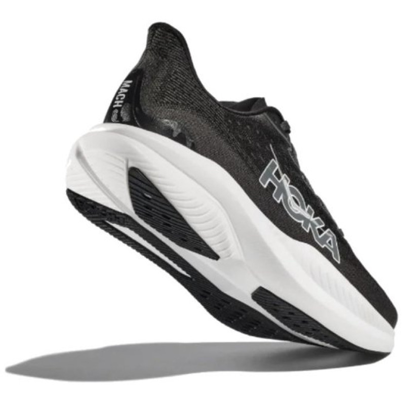 HOKA ONE ONE