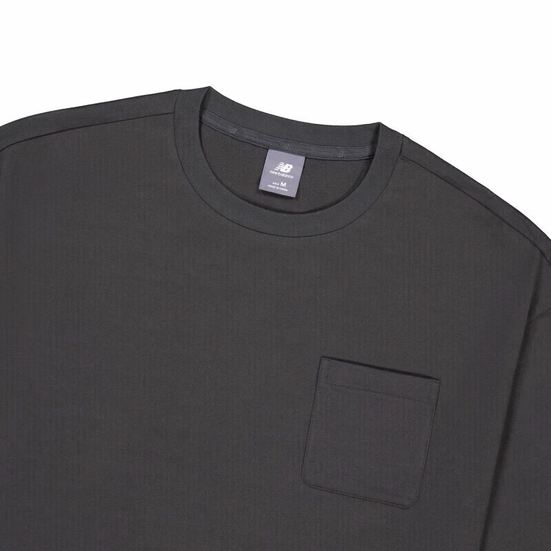 New Balance Logo T