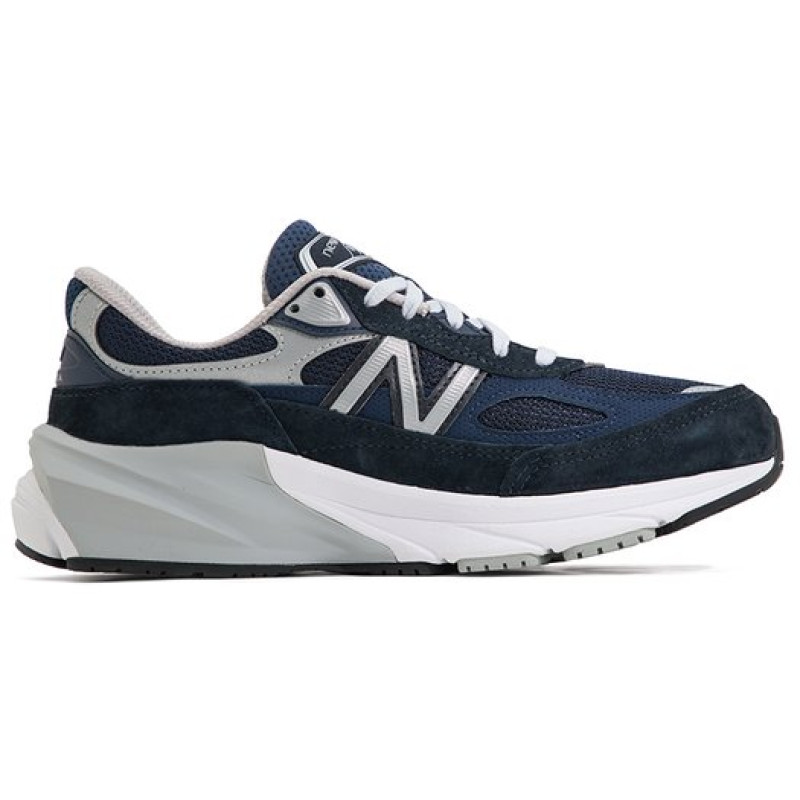 New Balance Made in USA 990v6