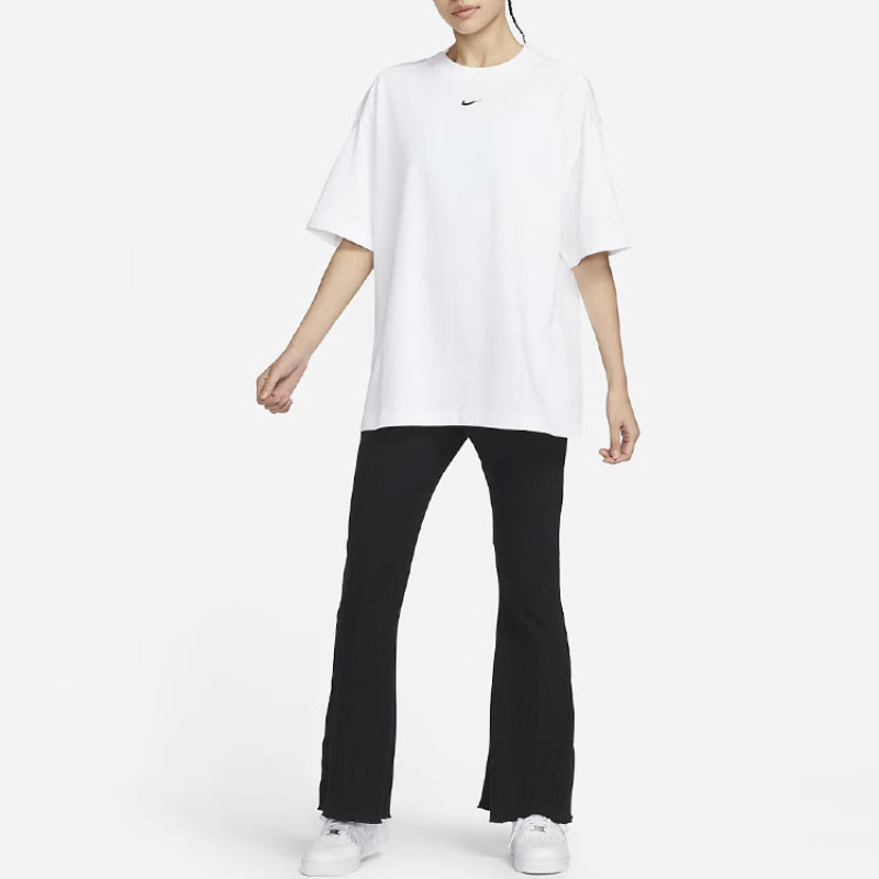 Nike T
