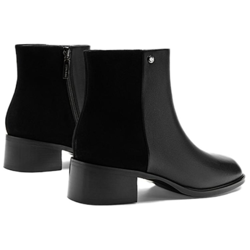 NINE WEST