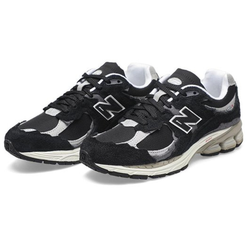 New Balance 2002R 