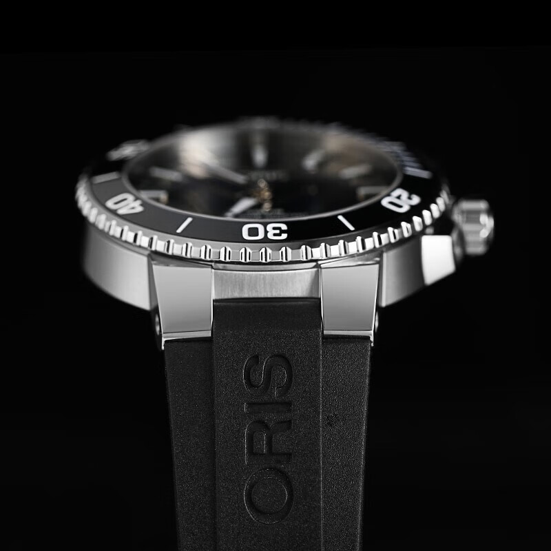 ORIS AQUIS DATE41.5mm 73377664135RS
