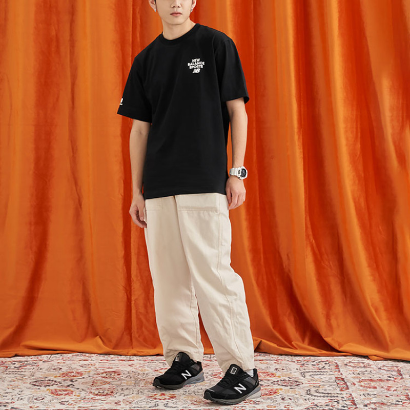 New Balance logoT