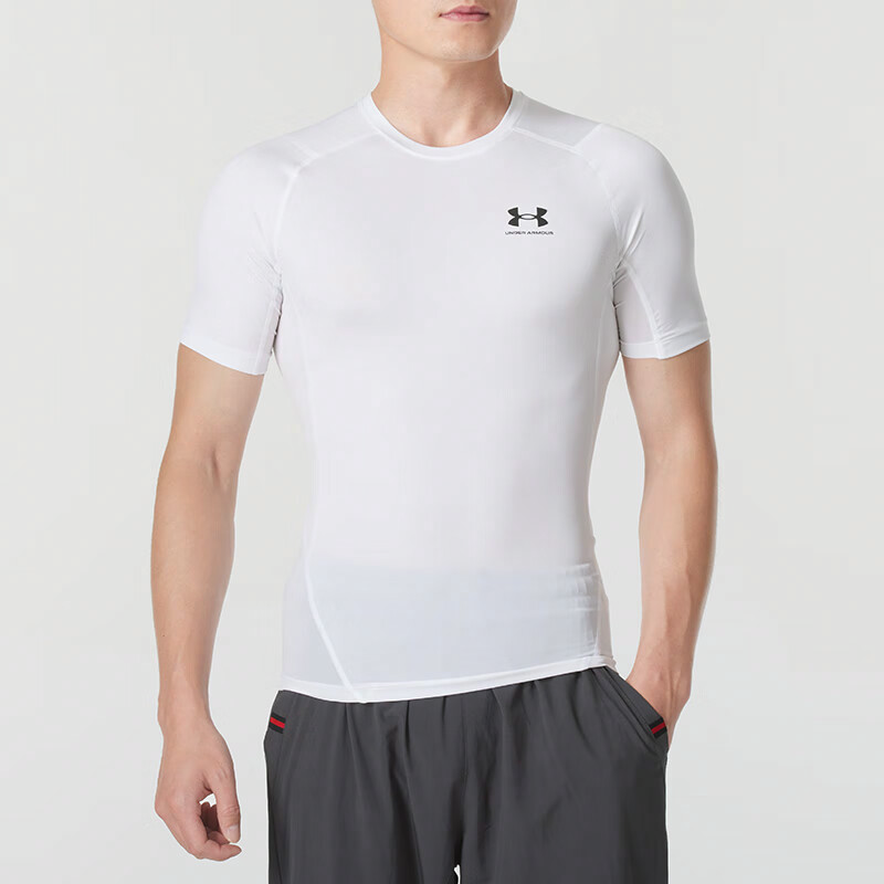 Under Armour T
