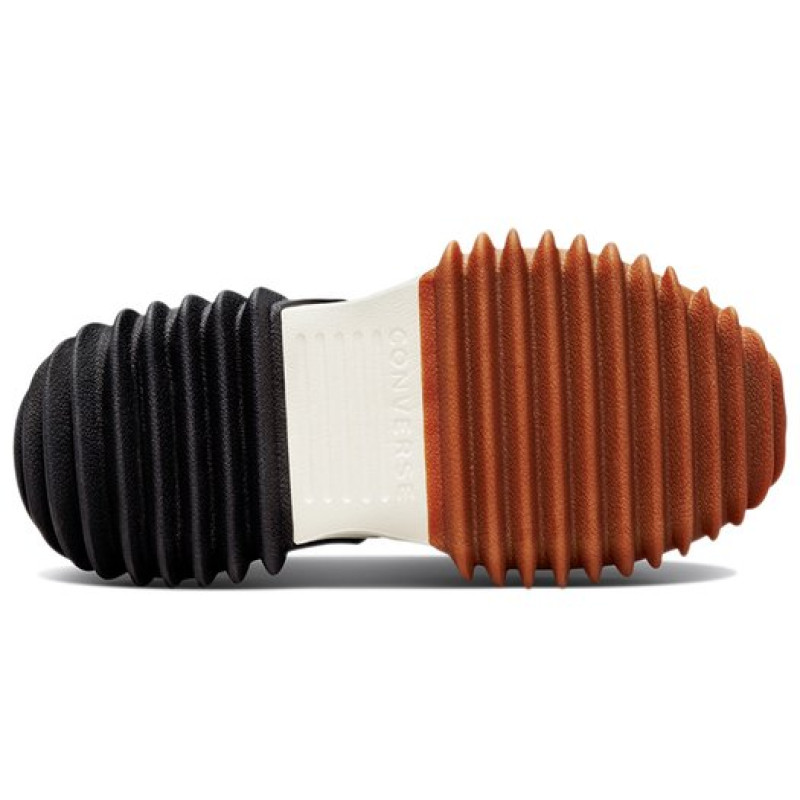 Converse Run Star Motion