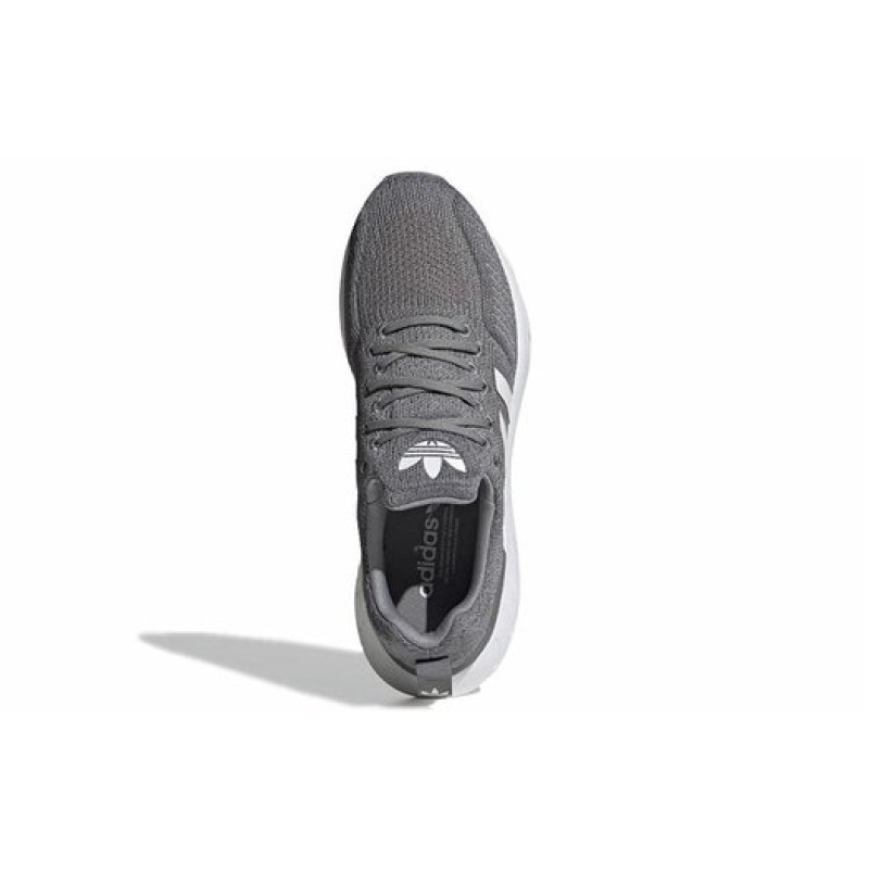 adidas originals Swift Run 22