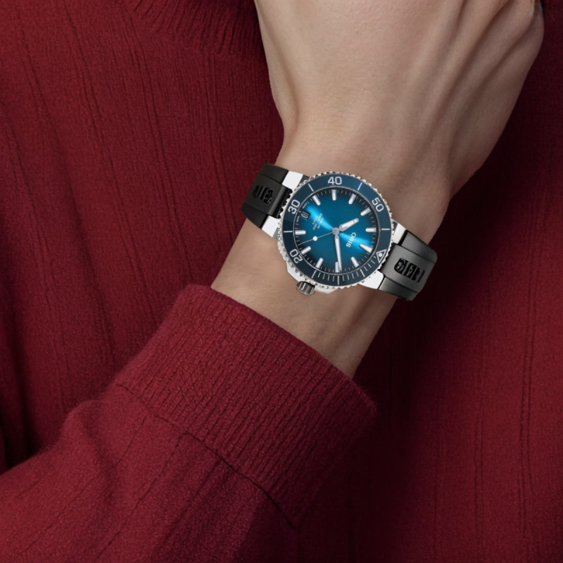 Oris 300m 41.5mm