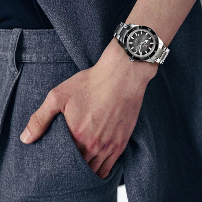 RADO 300 42mm R32105158