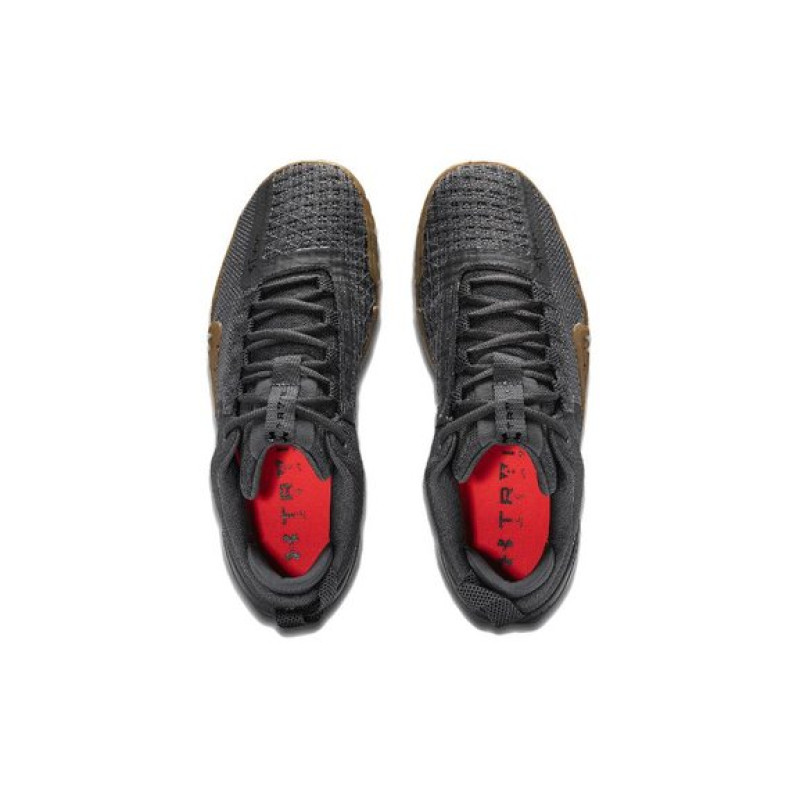 Under Armour UA Reign 6