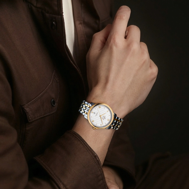OMEGA 300 39.5mm 424.20.40.20.02.005