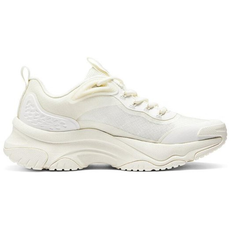 Skechers Street