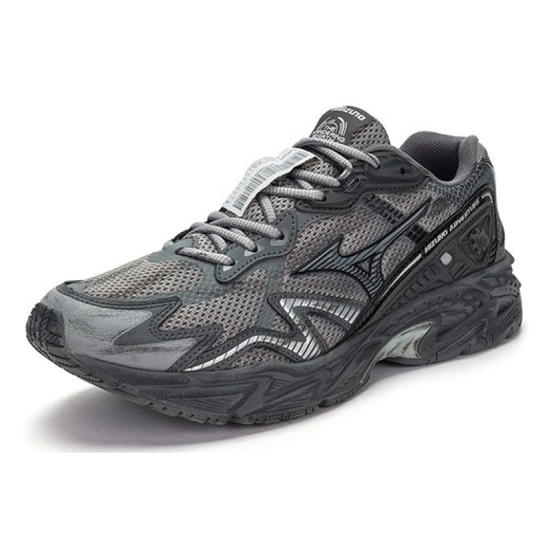 x Mizuno Adventure Twe
