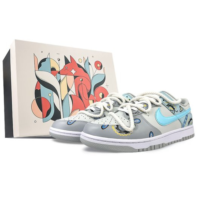 Nike Dunk Low