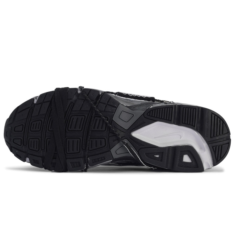 Nike Initiator