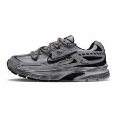 Nike Initiator