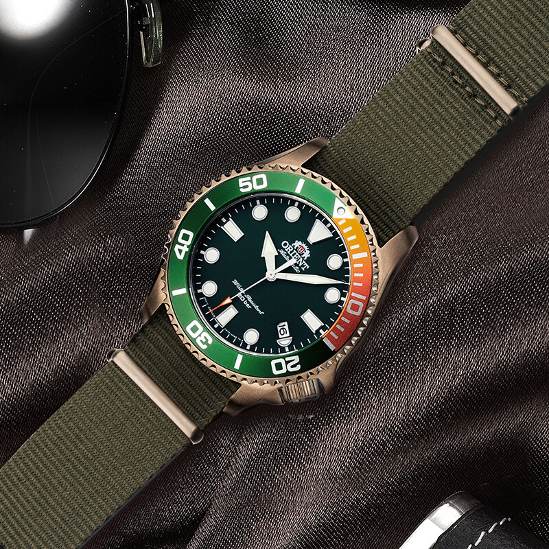 ORIENT 70 200 43.4mm RA-AC0K04E10