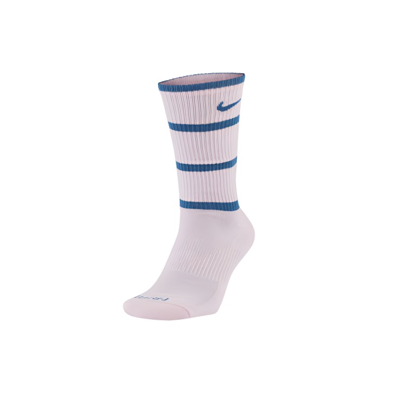 Nike Everyday Plus Cushioned logo 2