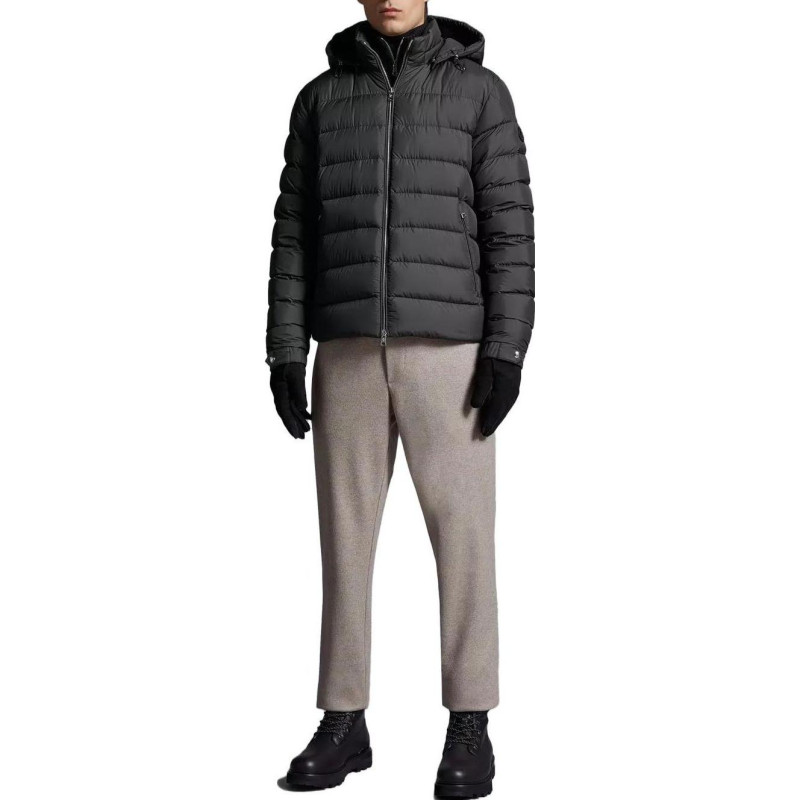 Moncler Arneb Short Down Jacket SS23