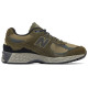 New Balance NB 2002R 