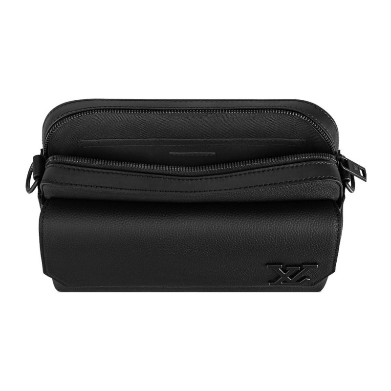 LOUIS VUITTON Fastline Messenger