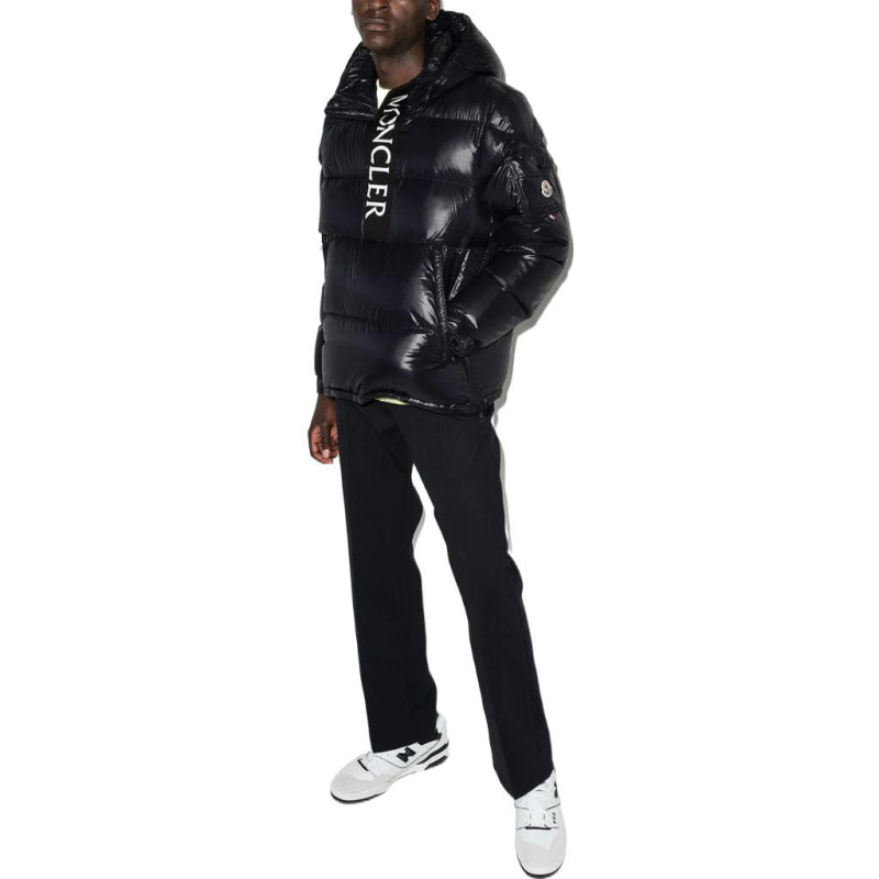Moncler Maury FW22 Logo