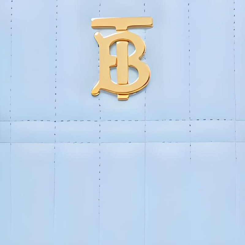 Burberry Lola Logo